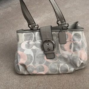 •Coach handbag•